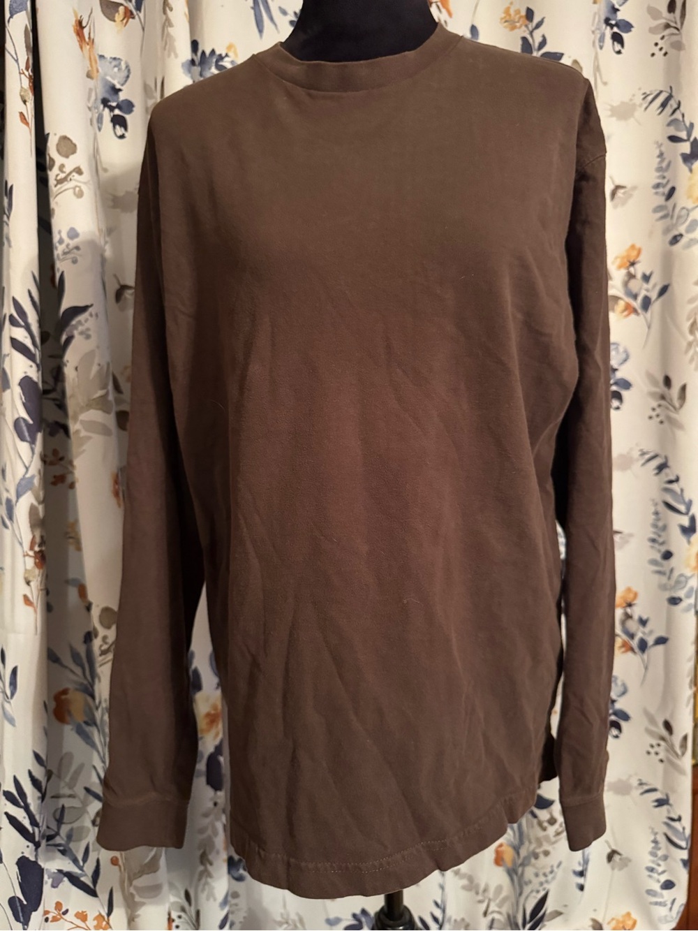 Men’s Classic Brown Long Sleeve Crewneck Tee Ivy Crew B4